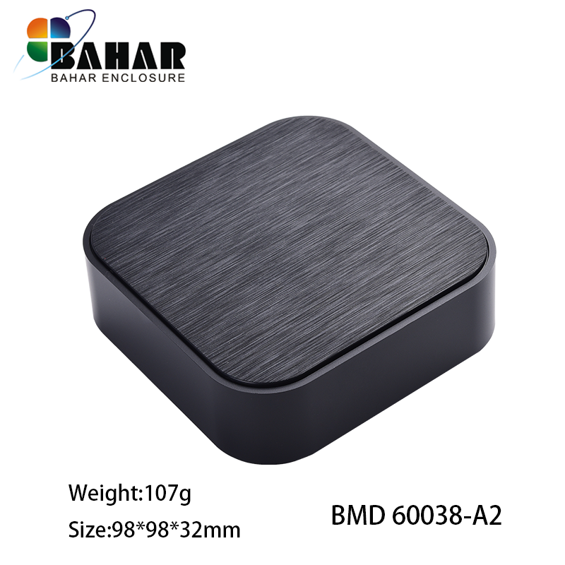 BMD 60038 | 98 x 98 x 32 mmBMD 60038 | 98 x 98 x 32 mm - Desktop Plastic Electronic Enclosure View 4