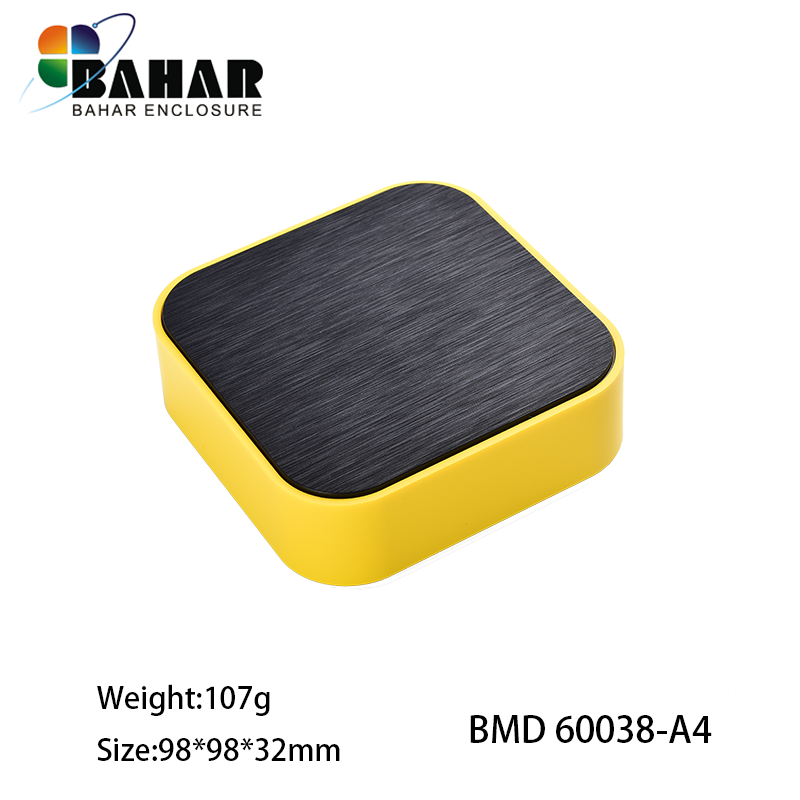 BMD 60038 | 98 x 98 x 32 mm - Desktop Plastic Electronic Enclosure View 2