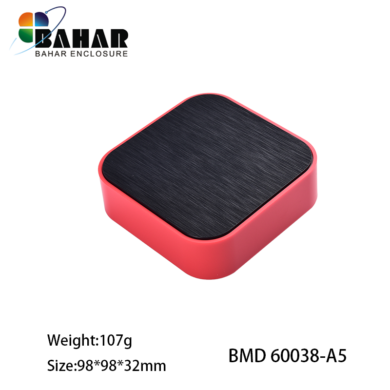 BMD 60038 | 98 x 98 x 32 mm - Desktop Plastic Electronic Enclosure View 7